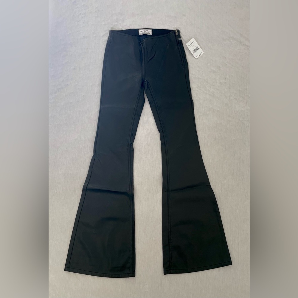 NWT Free People Black Penny Pull on Vegan Leather Flare Pants Size 24 - Picture 3 of 11